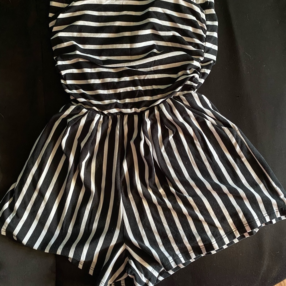Striped Derek Heart short suit